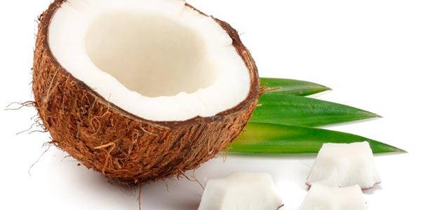 ¿Cuáles son los beneficios del coco en los productos cosméticos?